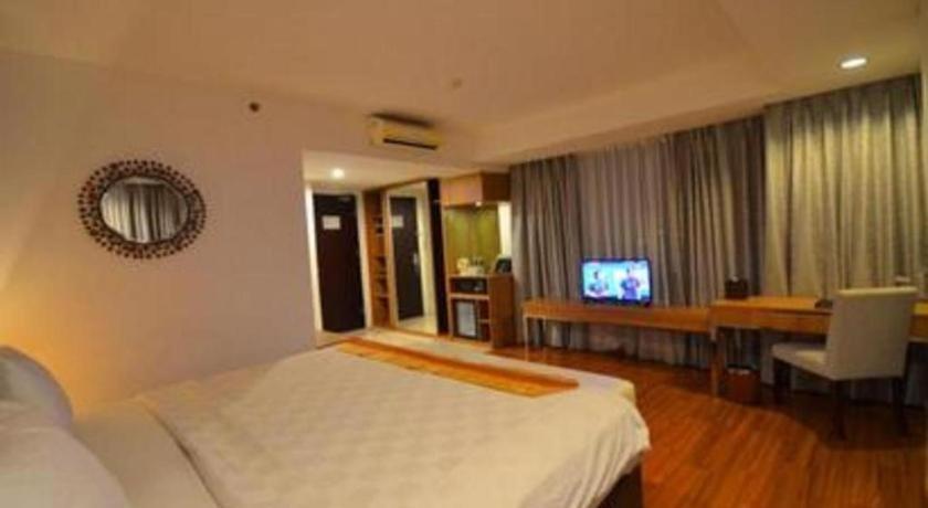 Arch Hotel Bogor Buitenkant foto