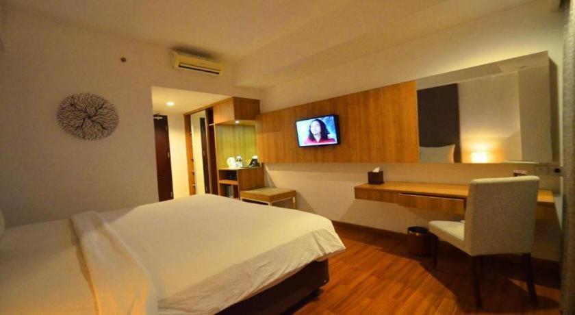 Arch Hotel Bogor Buitenkant foto